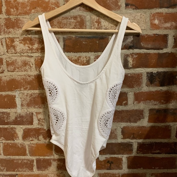 TOPSHOP white crochet bodysuit - Picture 5 of 5
